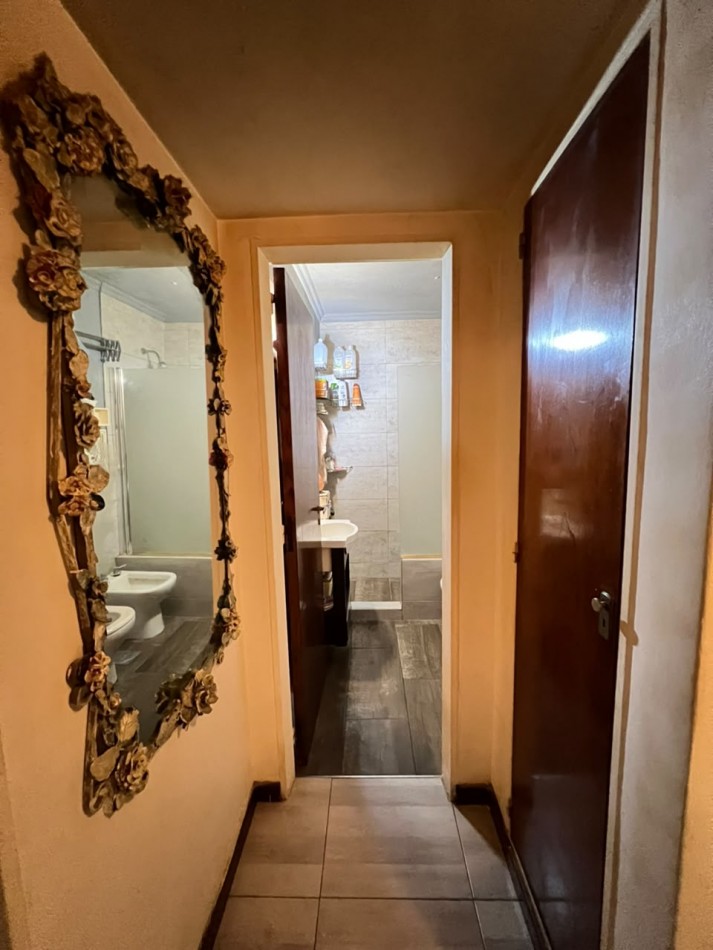 VENTA - DEPTO TRES AMBIENTES - CENTRO