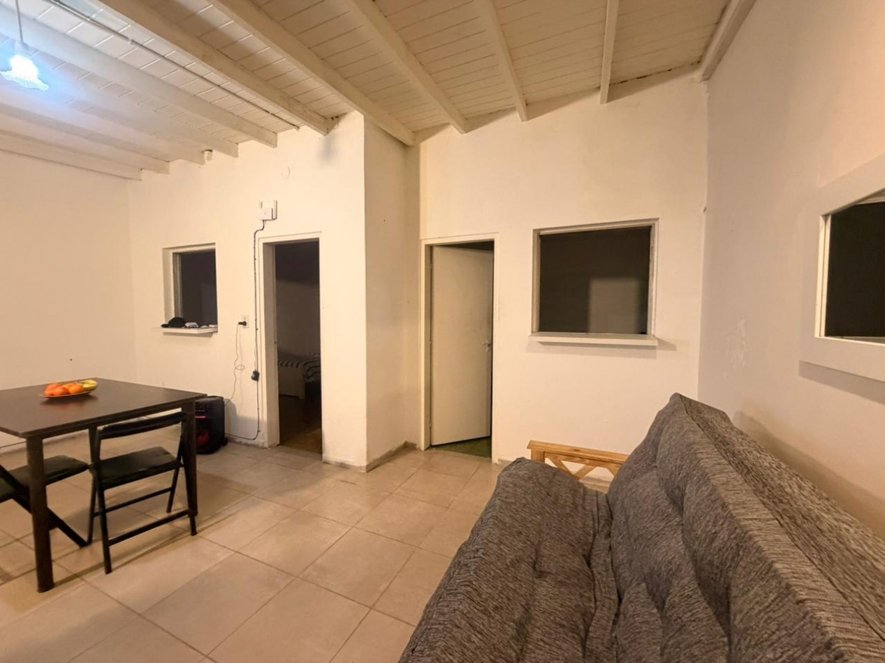 VENTA - CASA DOS AMBIENTES + DEPTO