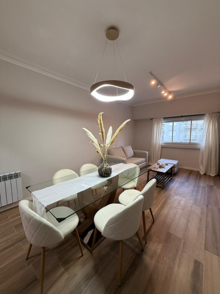 VENTA - DEPTO TRES AMBIENTES - BALCON - A UNA CUADRA DEL MAR