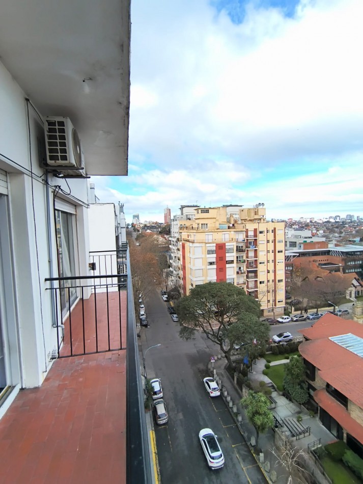VENTA - DEPTO UN AMBIENTE CON BALCON - GUEMES