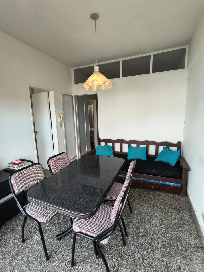 VENTA - DEPTO UN AMBIENTE CON BALCON - GUEMES