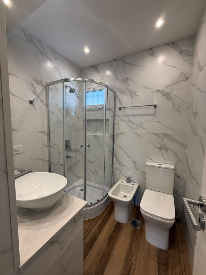 DUPLEX 4 AMBIENTES - COCHERA - PARQUE LURO