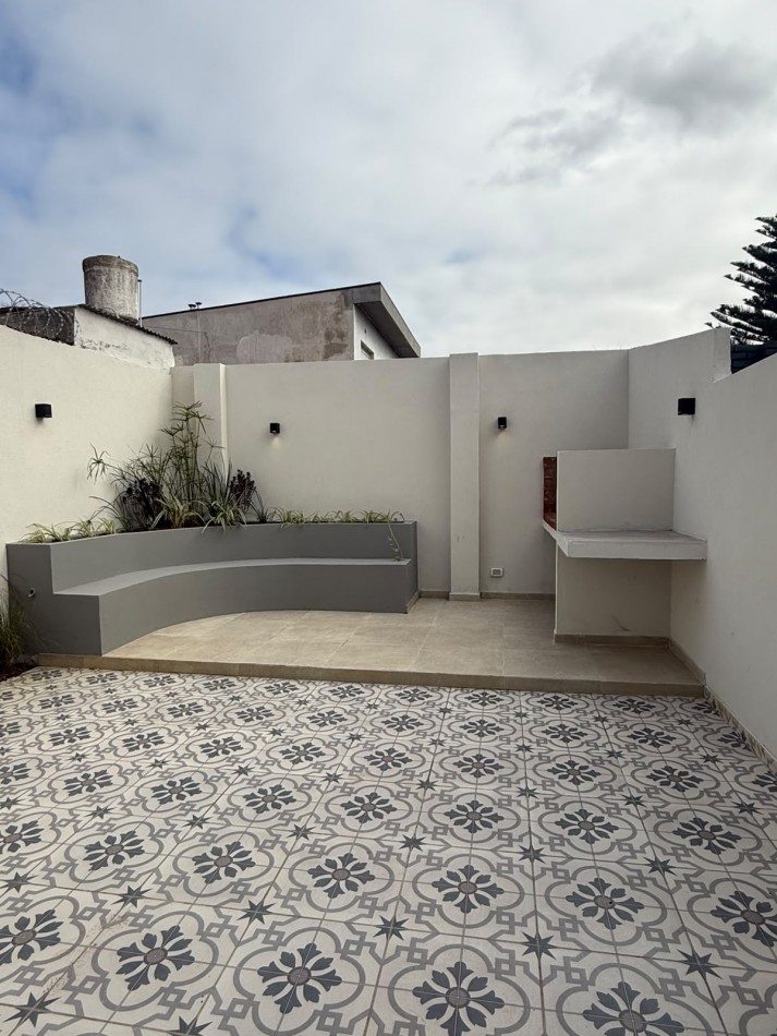 DUPLEX 4 AMBIENTES - COCHERA - PARQUE LURO