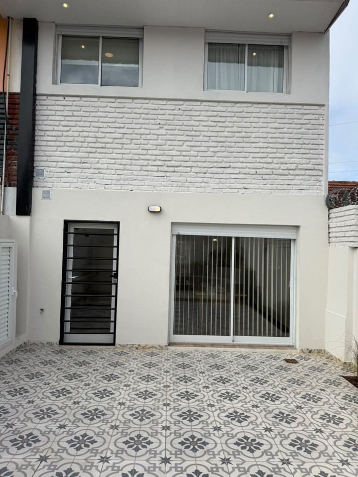 DUPLEX 4 AMBIENTES - COCHERA - PARQUE LURO
