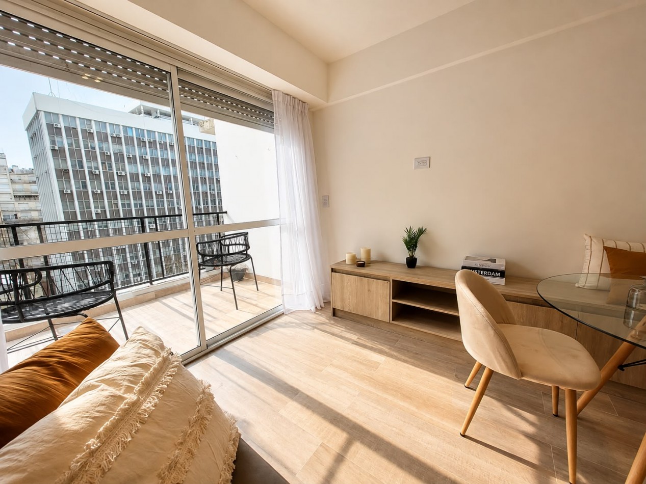 VENTA - DEPTO DOS AMBIENTES - FRENTE - BALCON