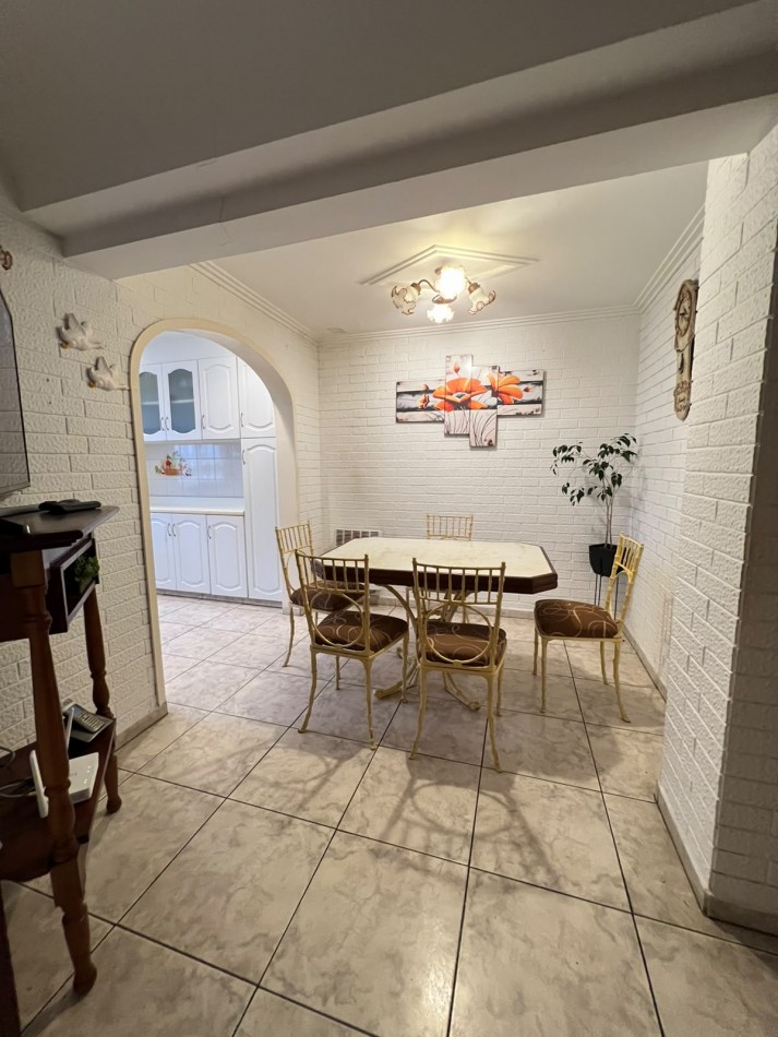 EN VENTA IMPORTANTE CHALET