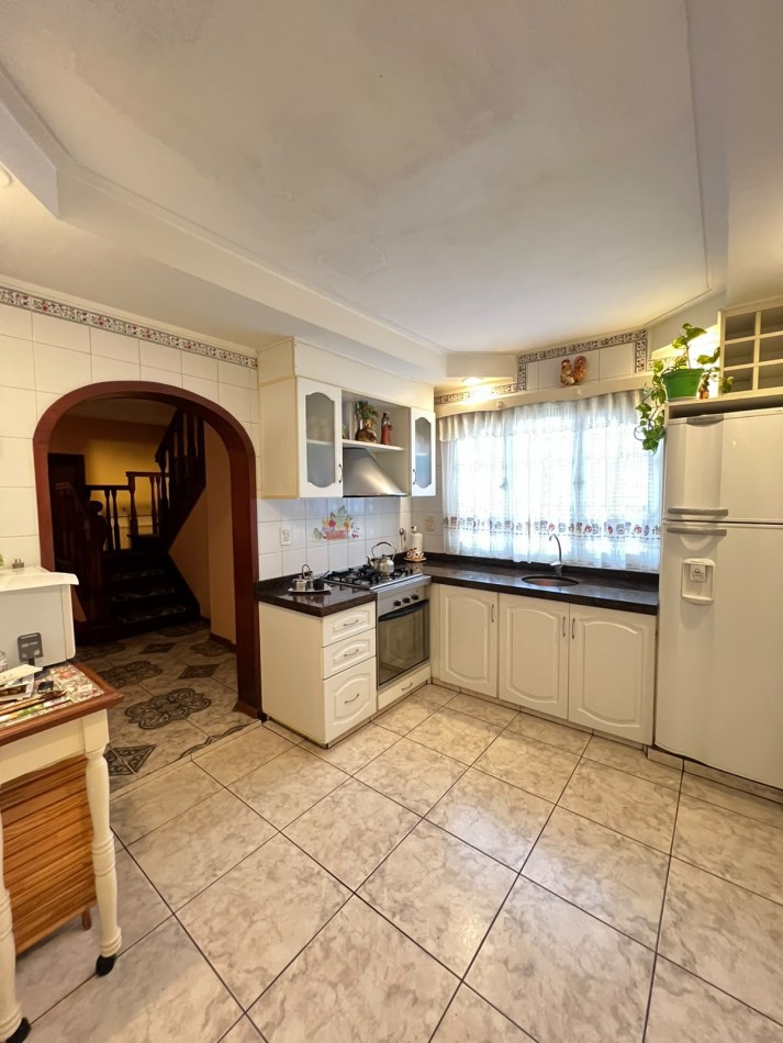 EN VENTA IMPORTANTE CHALET