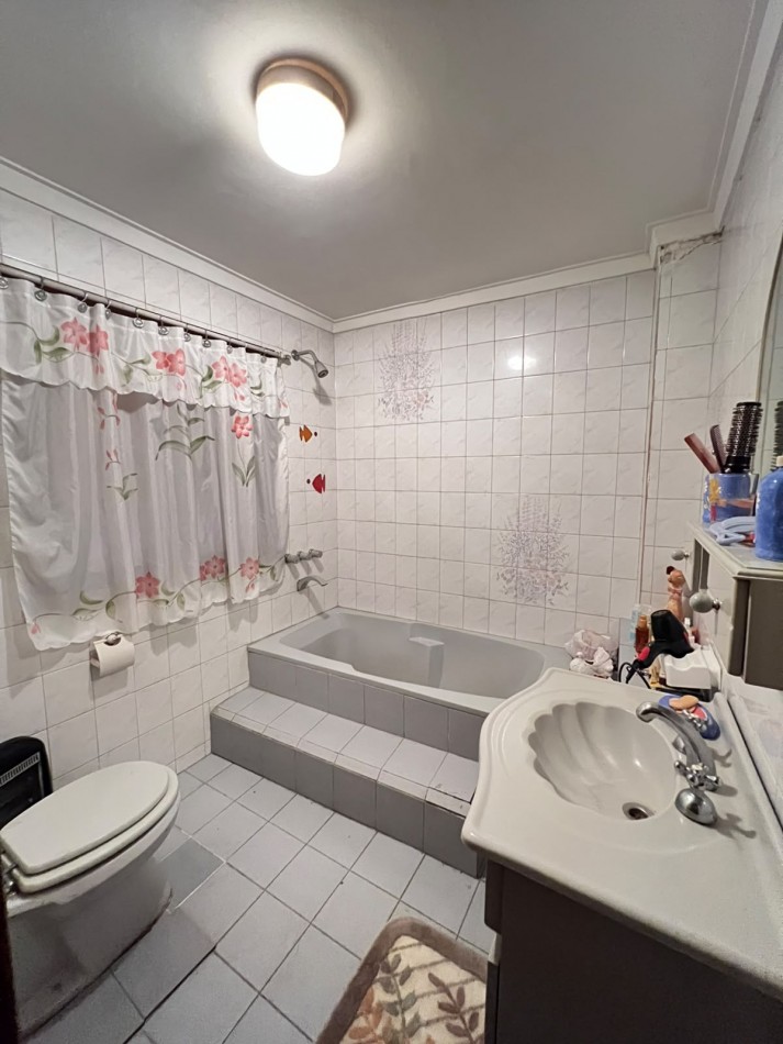 EN VENTA IMPORTANTE CHALET