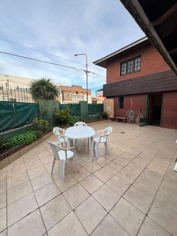 EN VENTA IMPORTANTE CHALET