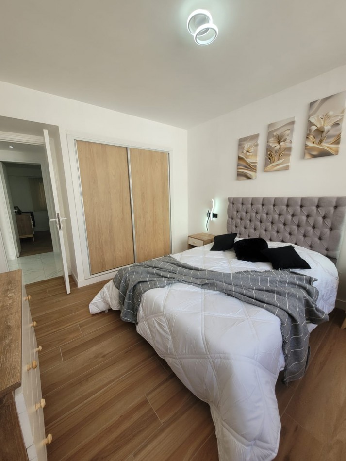 VENTA - DEPTO TRES AMBIENTES - BALCON - VISTA AL MAR 
