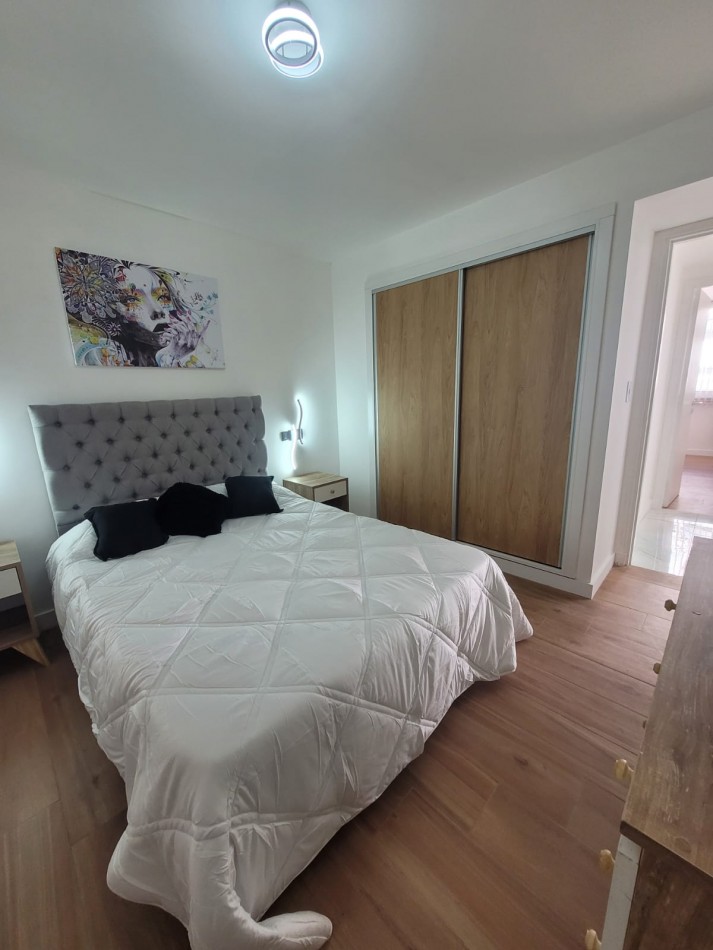 VENTA - DEPTO TRES AMBIENTES - BALCON - VISTA AL MAR 