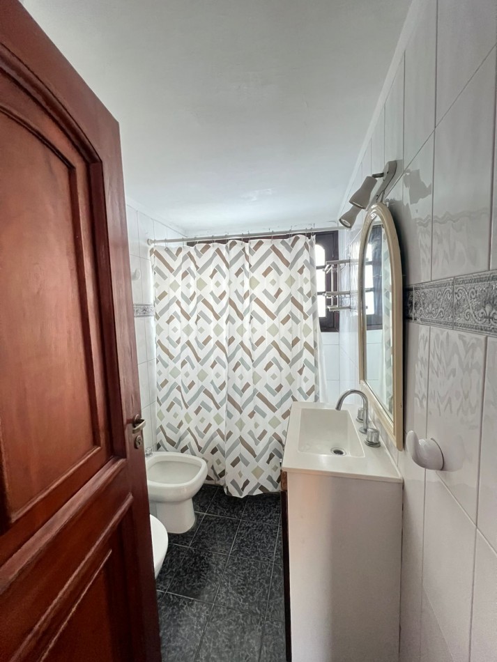 ALQUILER 24 MESES - CASA 5 AMBIENTES - ALMAFUERTE Y ALSINA