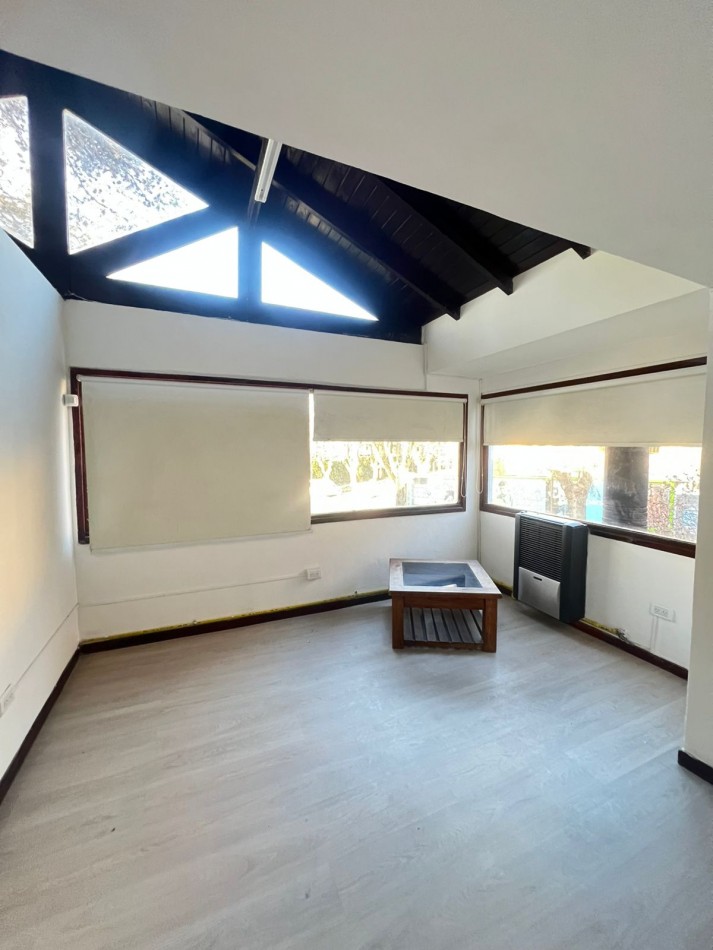 ALQUILER 24 MESES - CASA 5 AMBIENTES - ALMAFUERTE Y ALSINA