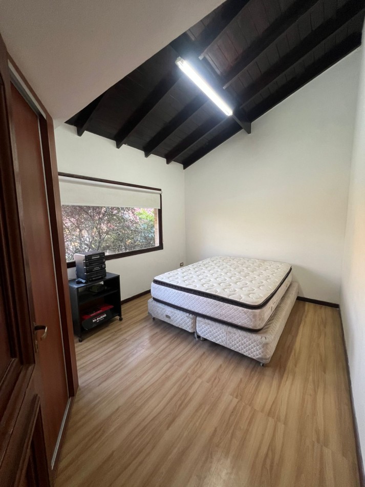 ALQUILER 24 MESES - CASA 5 AMBIENTES - ALMAFUERTE Y ALSINA