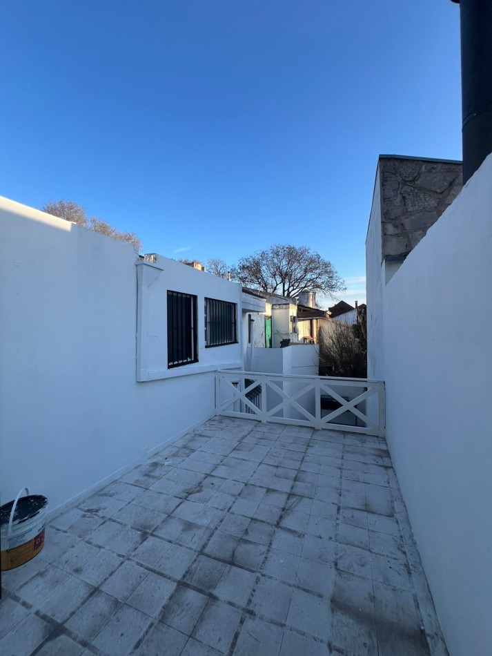 ALQUILER 24 MESES - CASA 5 AMBIENTES - ALMAFUERTE Y ALSINA