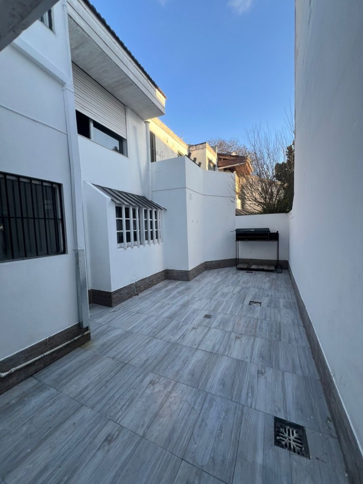 ALQUILER 24 MESES - CASA 5 AMBIENTES - ALMAFUERTE Y ALSINA