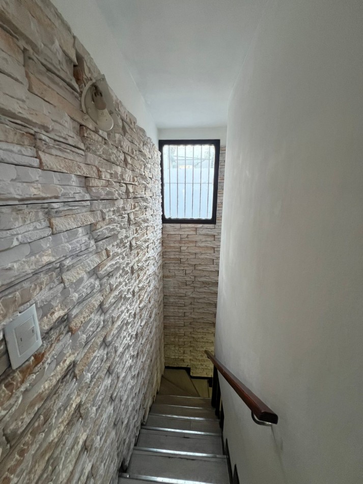 ALQUILER 24 MESES - CASA 5 AMBIENTES - ALMAFUERTE Y ALSINA