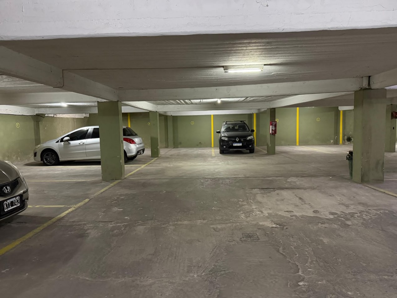 DEPARTAMENTO EN VENTA 4 AMB CON COCHERA