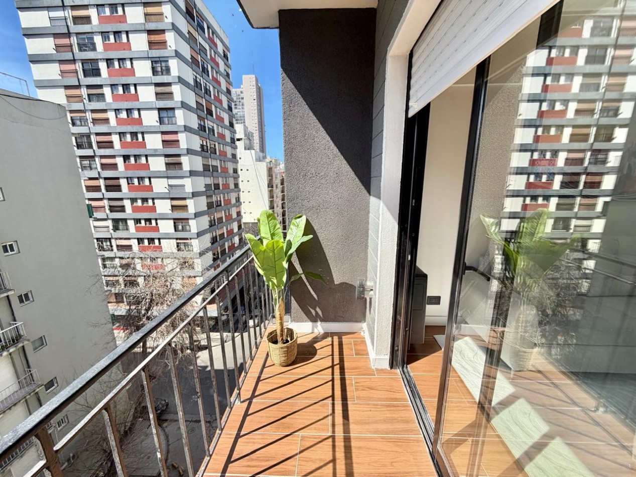 VENTA - DEPTO DOS AMBIENTES - FRENTE - PLAZA COLON