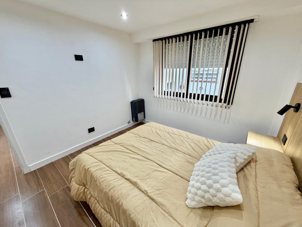 VENTA - DEPTO DOS AMBIENTES - FRENTE - PLAZA COLON