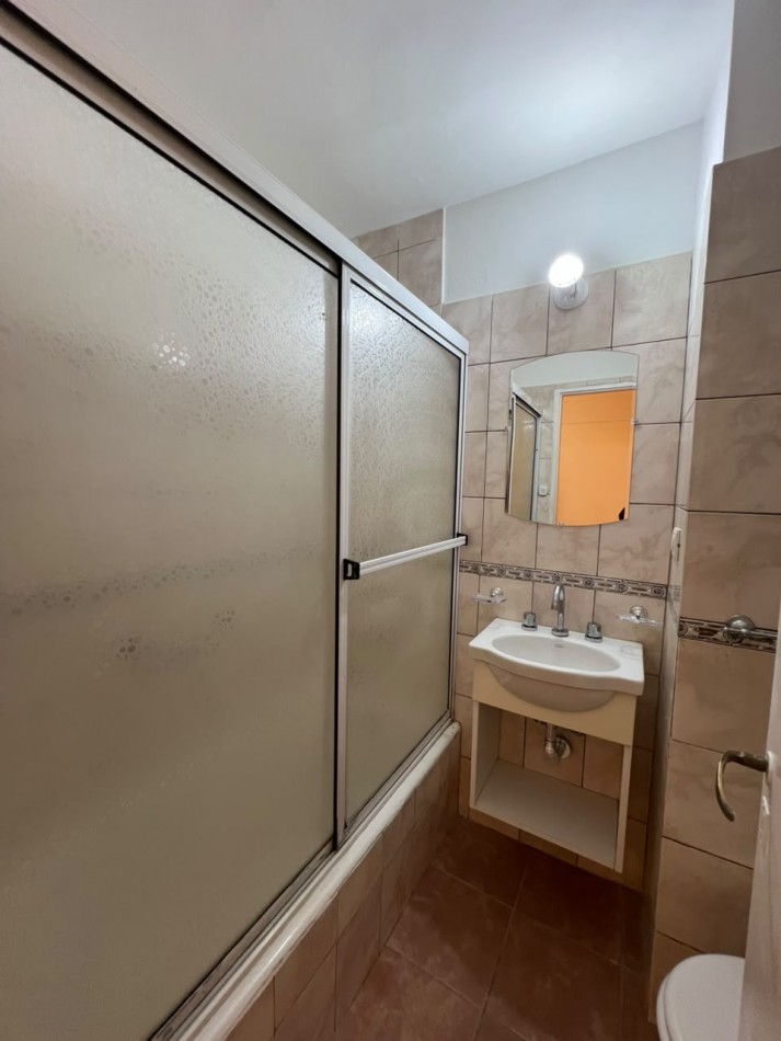 VENTA - DEPTO AMBIENTE Y MEDIO - FRENTE - PLAZA COLON