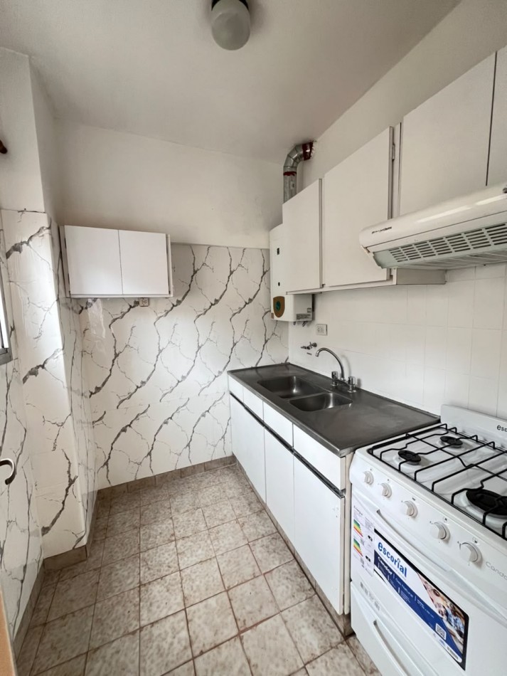 VENTA - DEPTO AMBIENTE Y MEDIO - FRENTE - PLAZA COLON