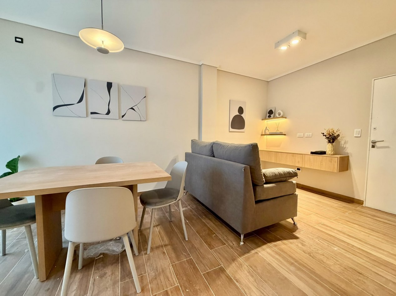 VENTA - DEPTO DOS AMBIENTES - FRENTE - BALCON