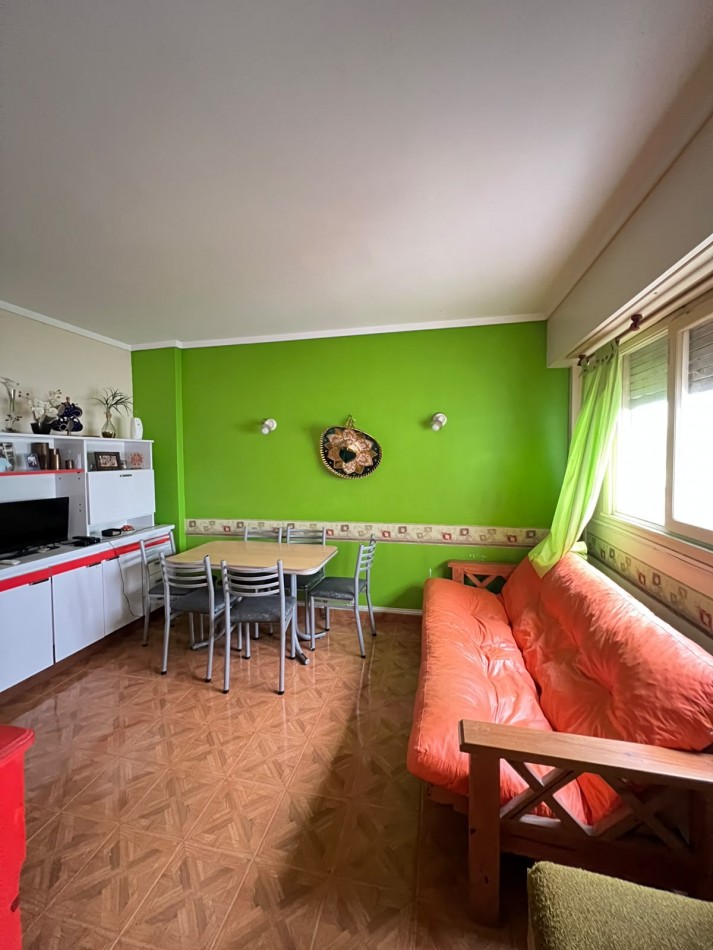 VENTA - DEPTO DOS AMBIENTES - CONTRAFRENTE - ESPACIO DE COCHERA - PLAZA COLON