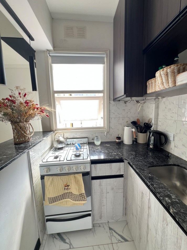 EN VENTA DEPARTAMENTO UN AMBIENTE RECICLADO