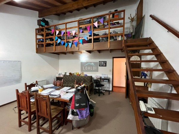 CHALET 7 AMB CON PISCINA CLIMATIZADA, QUINCHO Y GARAGE DOBLE - ZONA CONSTITUCIÓN