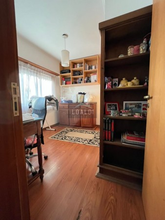 CHALET 7 AMB CON PISCINA CLIMATIZADA, QUINCHO Y GARAGE DOBLE - ZONA CONSTITUCIÓN