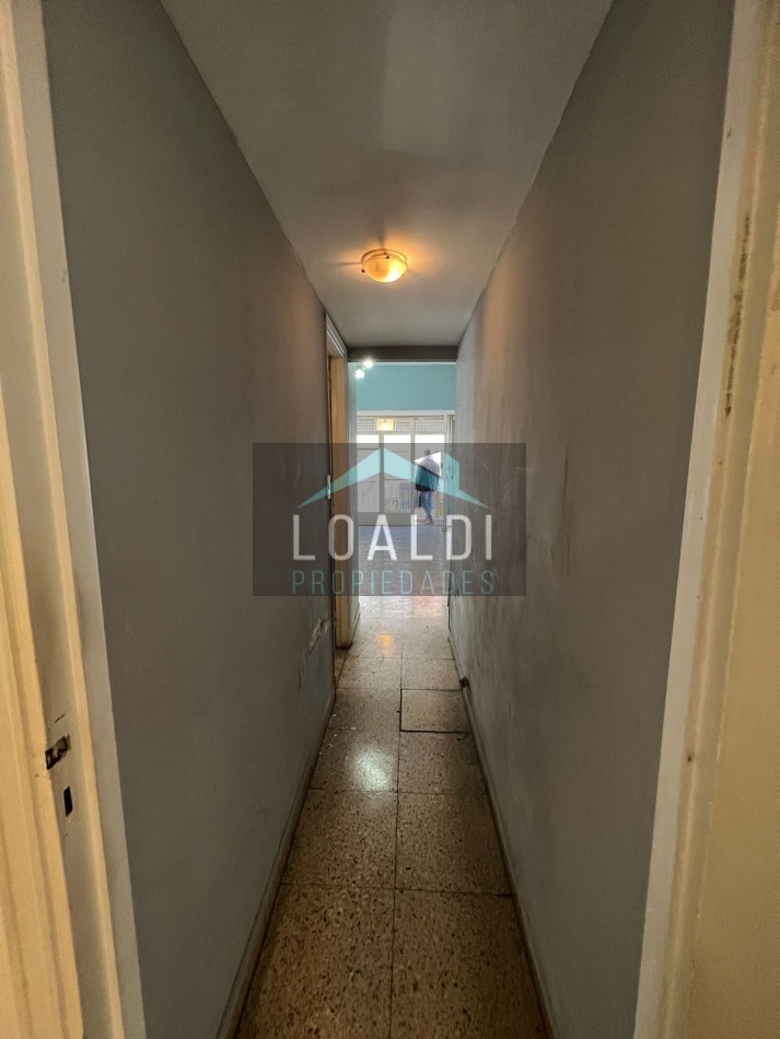 VENTA - DEPTO DOS AMBIENTES - BALCON - CENTRO