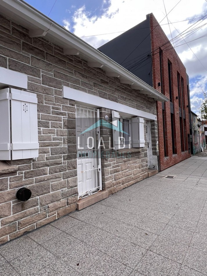 VENTA PH 3 AMBIENTES - FRENTE - PATIO