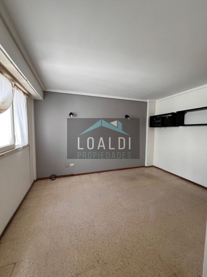 DEPARTAMENTO 2 AMB CONTRAFRENTE LUMINOSO