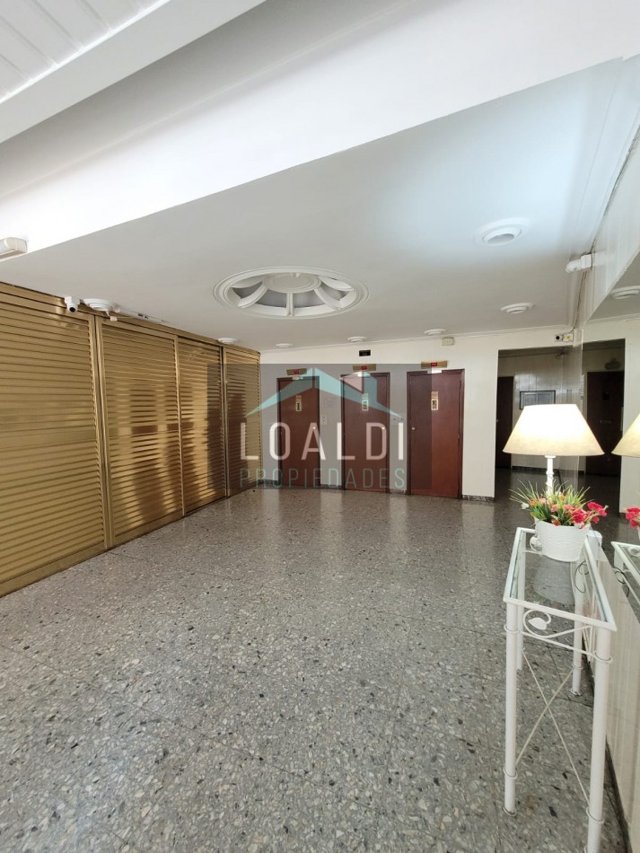 VENTA - DEPTO DOS AMBIENTES - FRENTE 