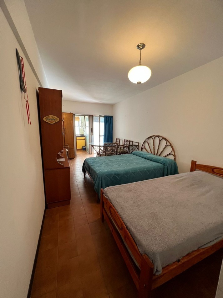 ALQUILER TEMPORADA 2027 - DEPTO UN AMBIENTE - CONTRAFRENTE CON BALCON - PLAZA COLON