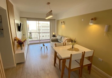 2 AMB RECICLADO, CON BALCON Y MUEBLES A ESTRENAR - CENTRO