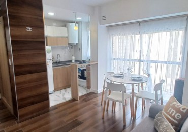 VENTA - DEPTO DOS AMBIENTES - RECICLADO - BALCON - CENTRO