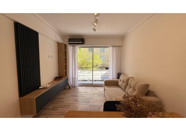 VENTA - DEPTO DOS AMBIENTES - FRENTE - BALCON