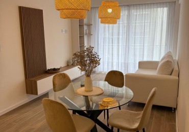 VENTA - DEPTO TRES AMBIENTES - FRENTE - BALCON CORRIDO