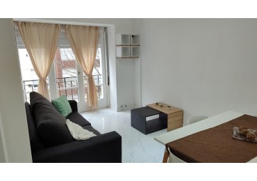 VENTA - DEPTO DOS AMBIENTES - FRENTE - CENTRO