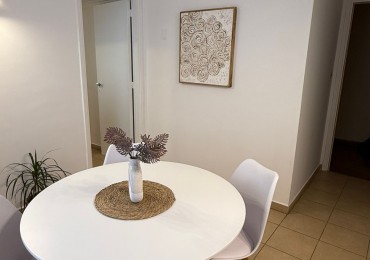 VENTA - DEPTO DOS AMBIENTES - LATERAL - CENTRO