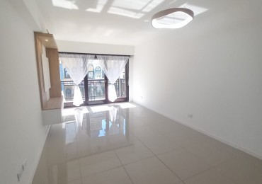 VENTA - DEPTO TRES AMBIENTES - RECICLADO - BALCON