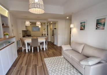 VENTA - DEPTO TRES AMBIENTES - FRENTE - BALCON