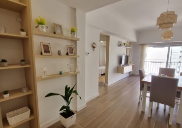 VENTA - DEPTO TRES AMBIENTES - FRENTE - BALCON