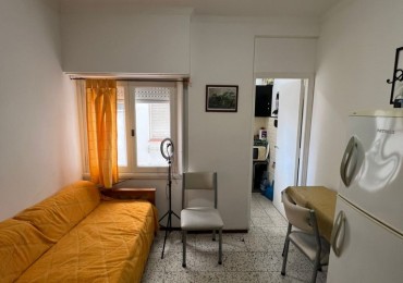 VENTA - DEPTO DOS AMBIENTES - CONTRAFRENTE - PLAZA COLON