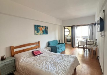 VENTA - DEPTO UN AMBIENTE - FRENTE - BALCON