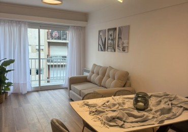 VENTA - DEPTO TRES AMBIENTES - FRENTE - COCHERA