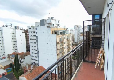 VENTA - DEPTO UN AMBIENTE CON BALCON - GUEMES