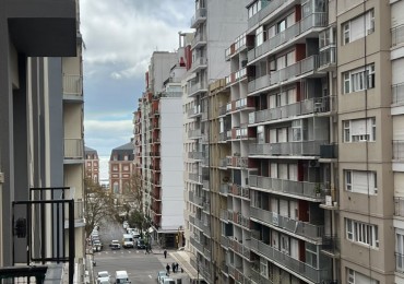 VENTA - DEPTO AMBIENTE Y MEDIO - FRENTE - PLAZA COLON